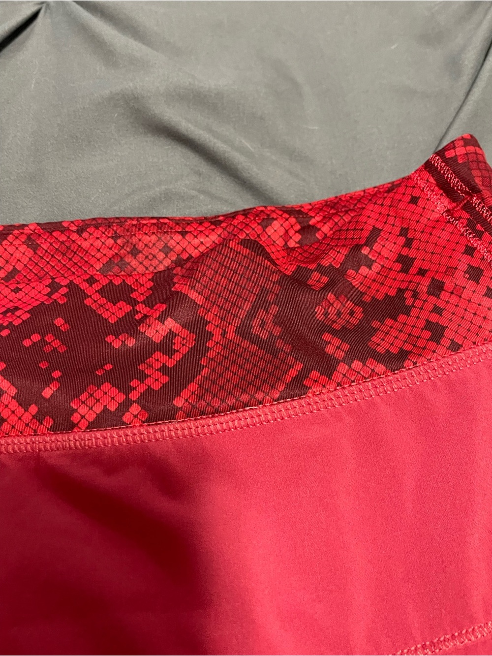 Lululemon Pink Red Multi Athletic Skort RARE - Picture 3 of 7
